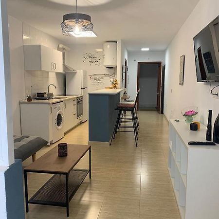 Apartamento Leyaros ロケタス・デ・マル エクステリア 写真