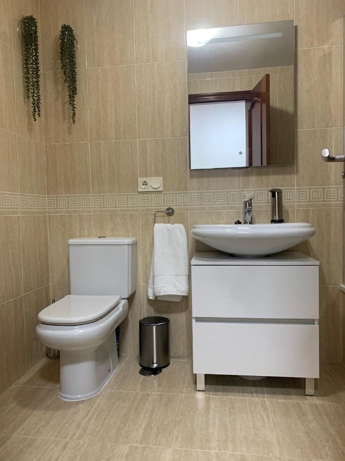 Apartamento Leyaros ロケタス・デ・マル エクステリア 写真